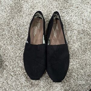 Black Toms